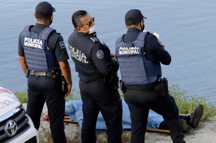 Muere ahogado tras caer en lago de Valsequillo con su familia