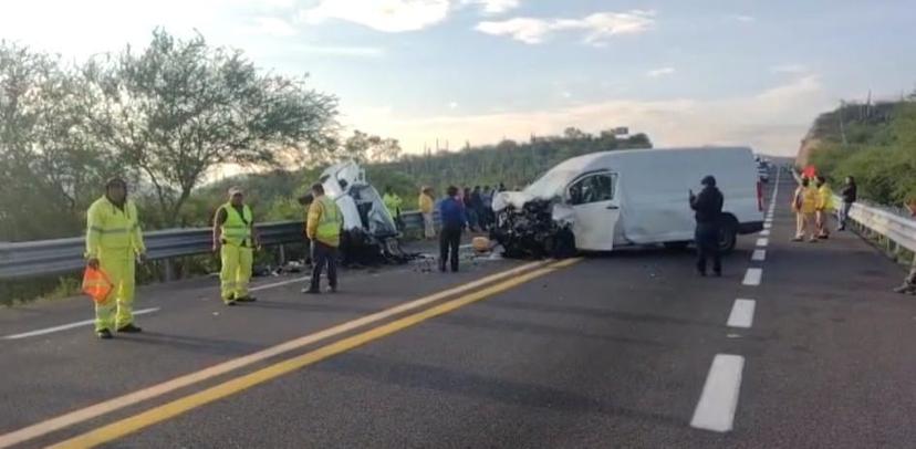 Accidente en la Cuacnopalan-Oaxaca deja un bebé y dos adultos muertos