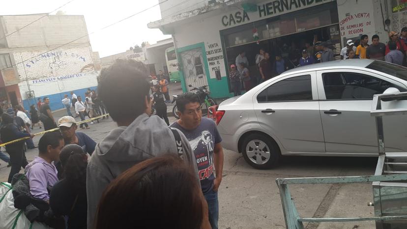 Acuchillan y balean a hombre en el centro de Texmelucan