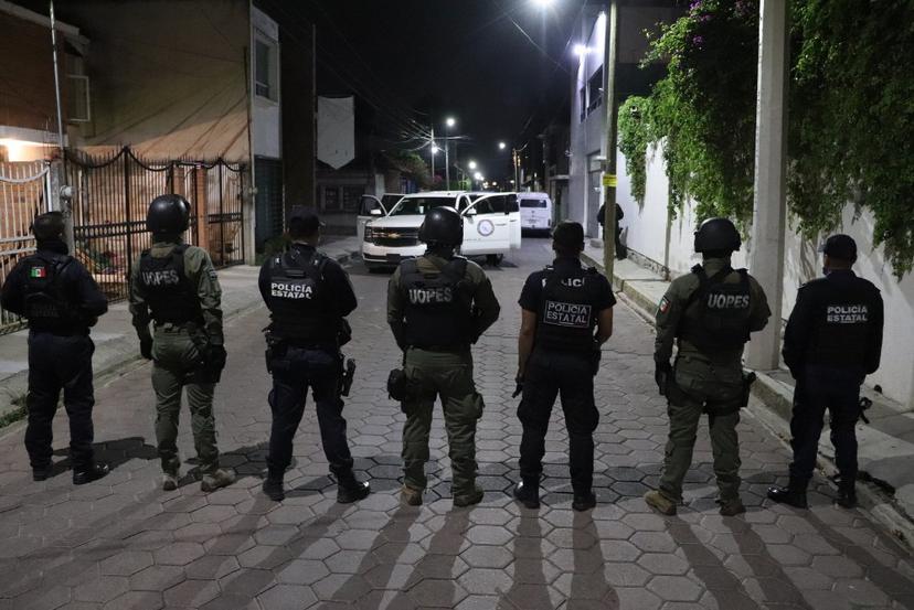 Durante cateo elementos de la Fiscalía roban en casa de una izucarense