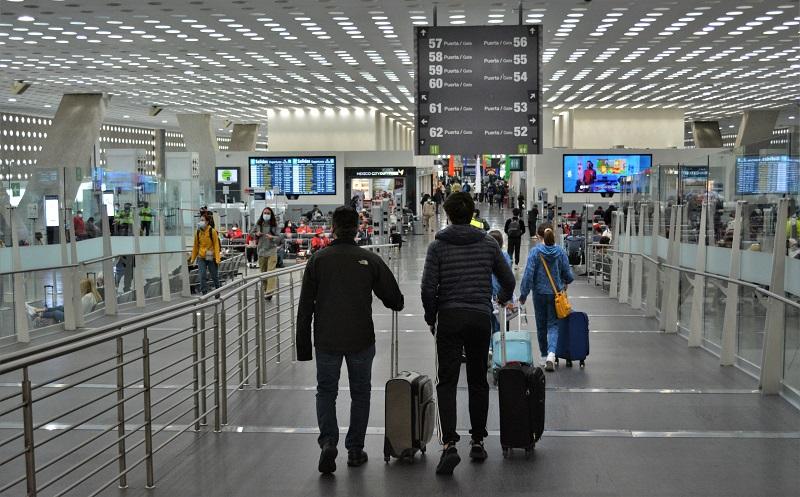 Muere pasajero en la Terminal 2 del Aeropuerto de la CDMX