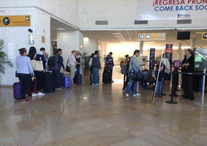 Cierran aeropuerto de Huejotzingo por actividad volcánica