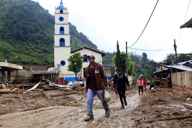 Acusan irregularidades en censo de damnificados en Huauchinango