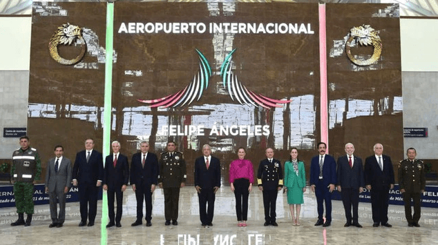 Gobierno en guerra interna