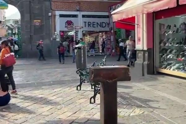 Comuna de Puebla recupera las alas robadas de la calle de los dulces 