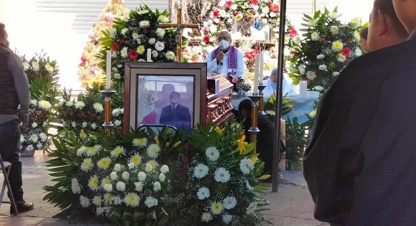 Despiden al expresidente de Tehuacán, Álvaro Alatriste