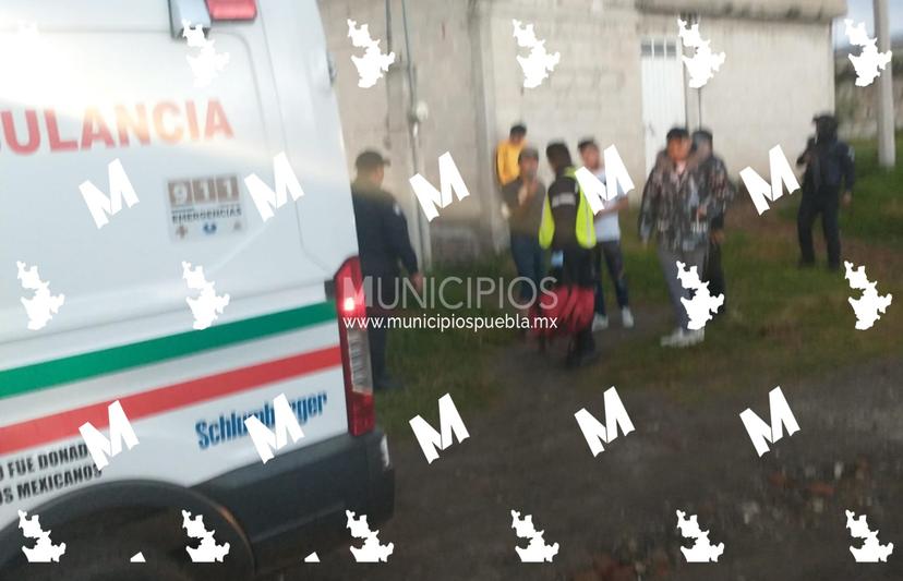 Lo hieren durante asalto en Texmelucan; podría ser integrante del Ejército