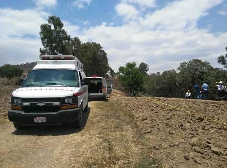 Hallan ejecutado al fondo de una barranca en Texmelucan