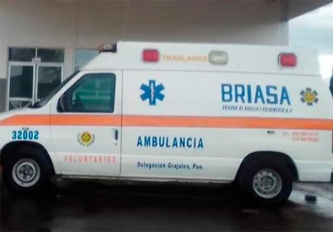 Desvalijan única ambulancia de Rafael Lara Grajales