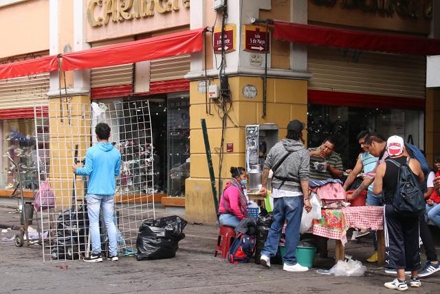 Regidores se confrontan por ambulantes, PAN exige retirarlos del centro