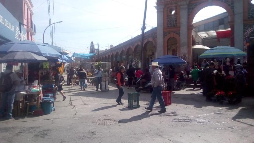 Piden retiro de ambulantes en Texmelucan