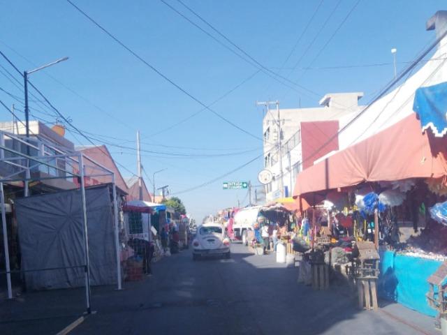 Suspenden instalación del tianguis de ropa y animales en Tepeaca