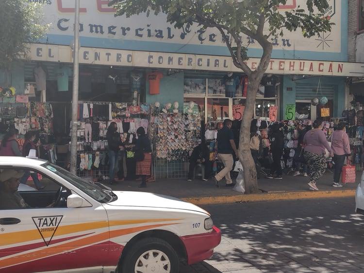 Crece 200 por ciento comercio informal en centro de Tehuacán 