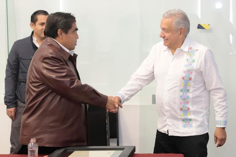 AMLO se reúne con Barbosa para evaluar Programas para el Bienestar