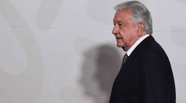 AMLO, el pararrayos
