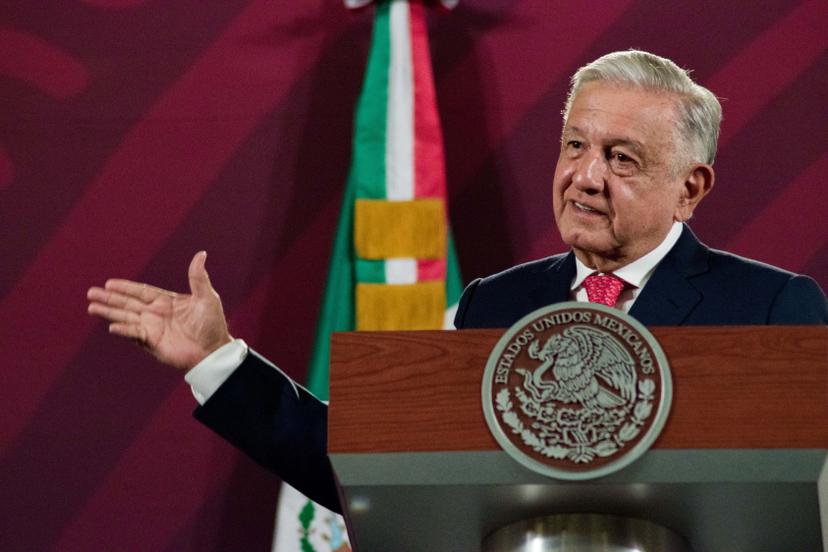 AMLO felicita a Delfina Gómez y Manolo Jiménez