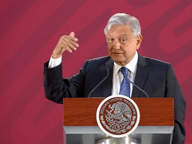 Amlo exhorta al diálogo por reforma educativa