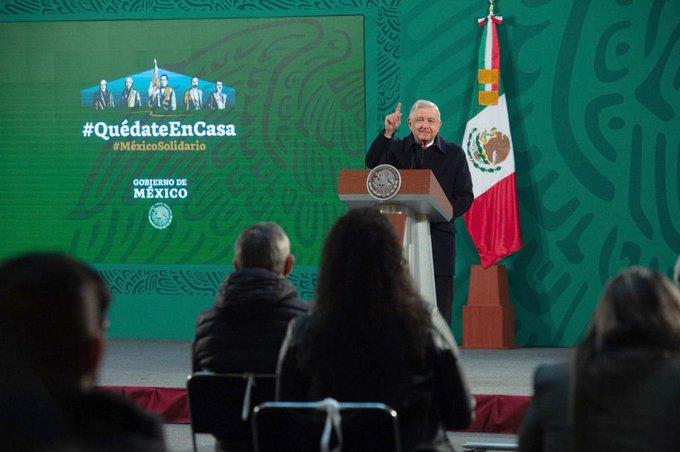 Está de moda la censura, responde AMLO al INE