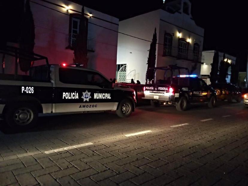 Machetean a dos policías por impedir riña familiar en Amozoc