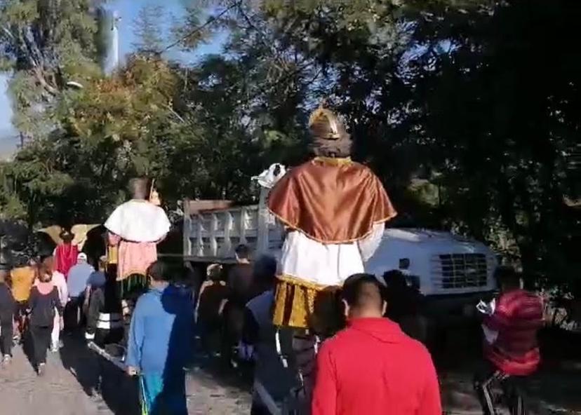 Los arcángeles bajan del cerro de San Miguel en Atlixco