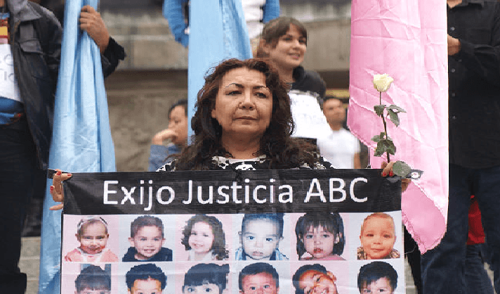 Padres de la guardería ABC  realizan una marcha en CDMX