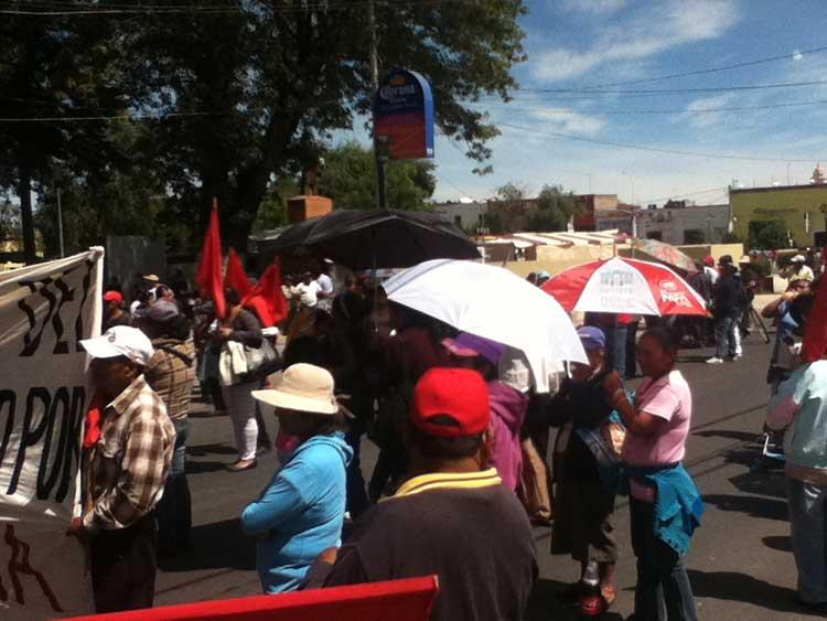 Amaga Antorcha Campesina con tomar el Aeropuerto de Huejotzingo