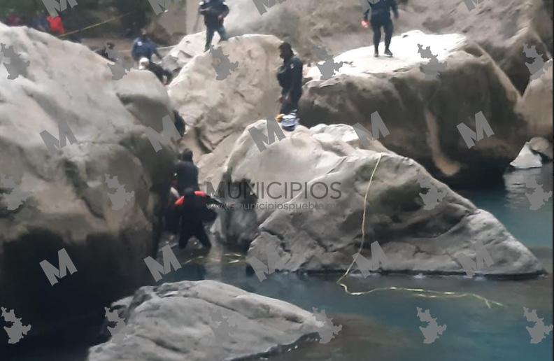 Muere ahogado adolescente en cascadas de Aquixtla