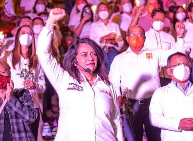 Regresa a campaña Ariadna Ayala en Atlixco con el aval del IEE