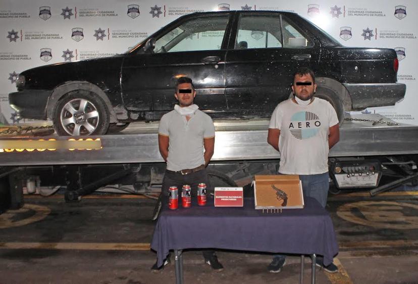 Detienen a tres por portar armas de fuego sin permiso en Puebla