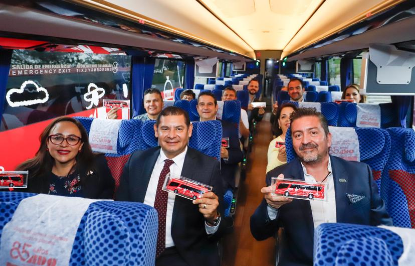 Estado y empresarios hacen sinergia para fortalecer la movilidad en Puebla
