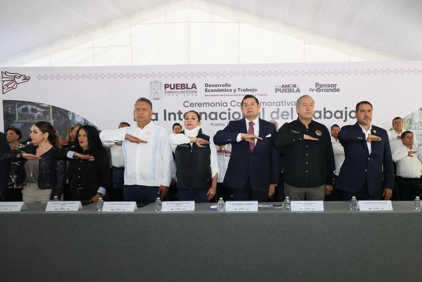 Armenta encabezó la Ceremonia Del Día Internacional del Trabajo