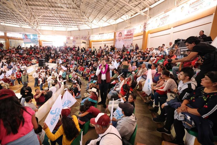 Armenta anuncia en Zacatlán el Corredor Turístico Interserrano