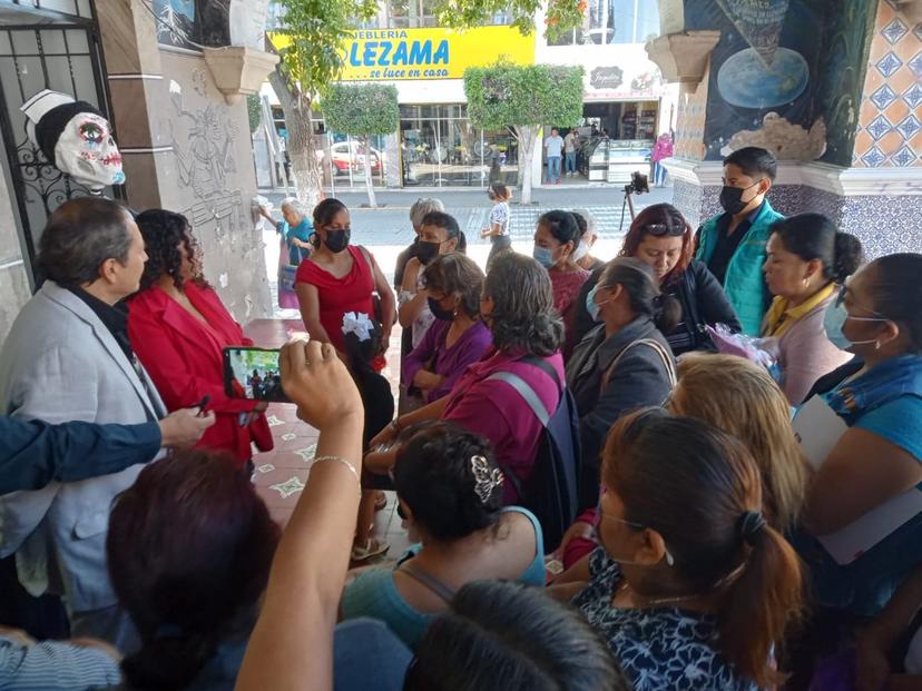 Protestan artesanos por trabas burocráticas del Valle Iluminado de Tehuacán