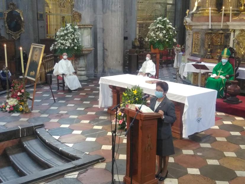 Ante tercera ola covid, arzobispo pide a poblanos extremar cuidados