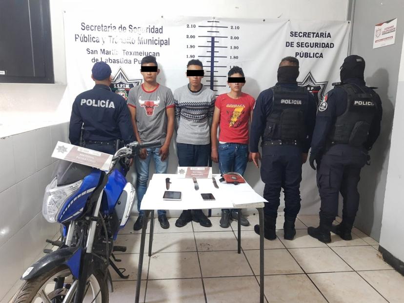 Atracaron a dos transeúntes y los detienen en Texmelucan