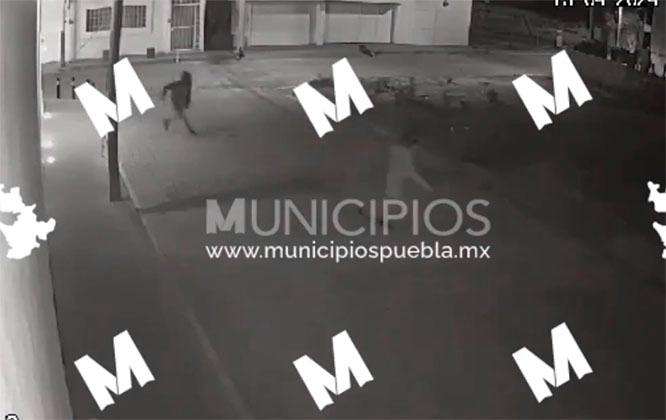 VIDEO Así querían asaltar a un joven en Amozoc