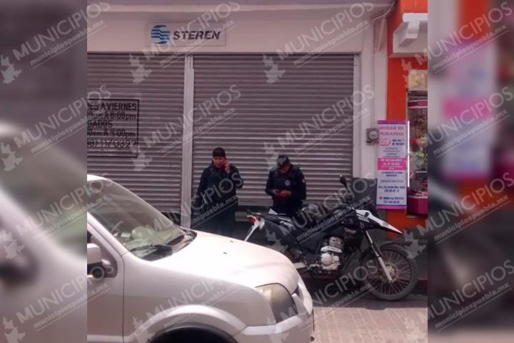 Roban tienda en Texmelucan y lesionan a trabajador