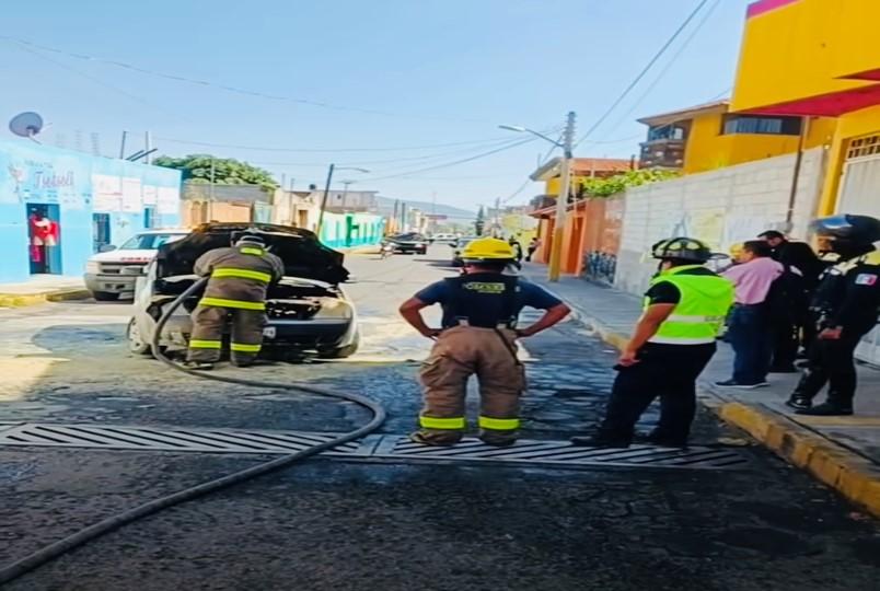 Nuevo incendio de auto particular en Atlixco