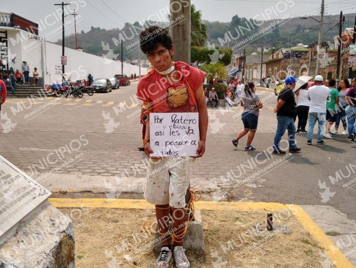 Hombre señalado de delitos en Metepec, a punto de ser linchado