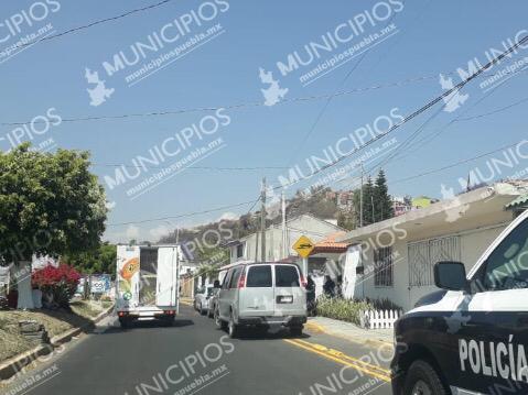 Fiscalía desaloja 5 casas en búsqueda de desaparecida en Atlixco