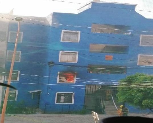 Pide ayuda familia atlixquense afectada por incendio