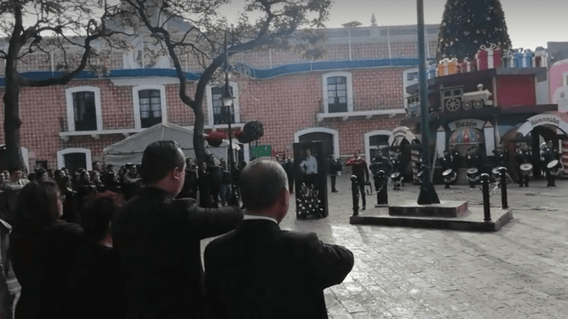 Edil de Atlixco rinde homenaje póstumo a gobernadora de Puebla