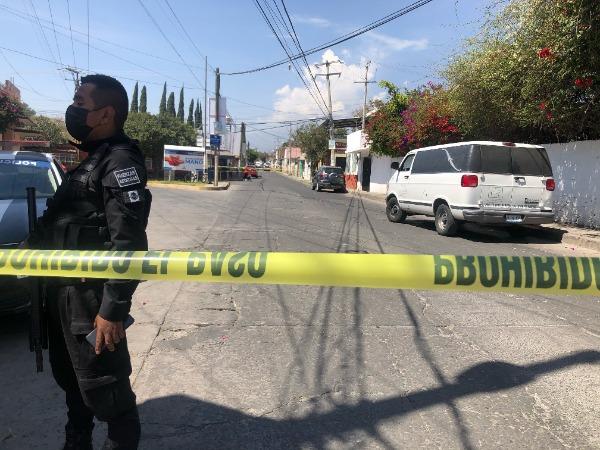 Disparan a joven cuando caminaba en calles de Atlixco