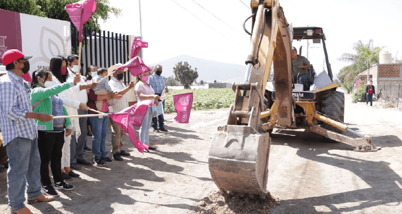 Se inicia obra de adoquinamiento en Santo Domingo Atoyatempan