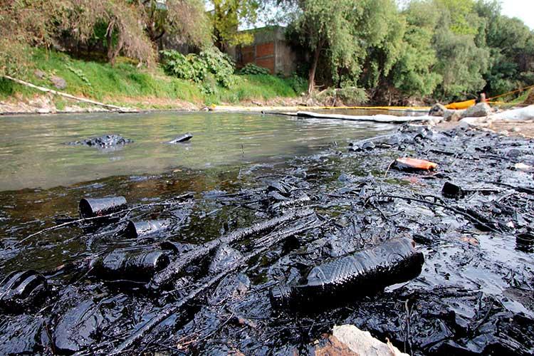 Clausuraré todas las fuentes de contaminación del Atoyac: Barbosa