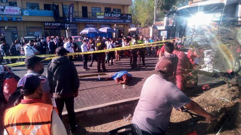 VIDEO Chófer de RUTA atropella y mata a mujer en el centro de Puebla