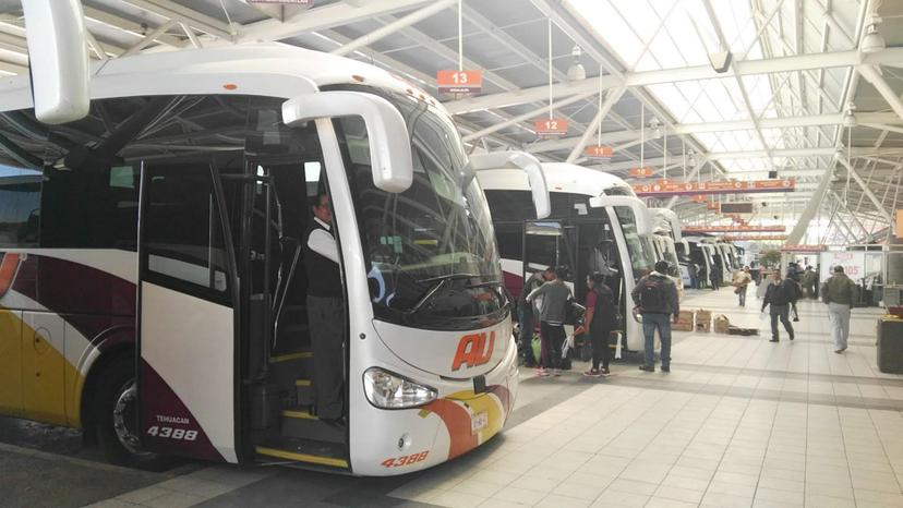 Cancelan corridas de autobuses hasta 75% por Covid-19 en Tehuacán