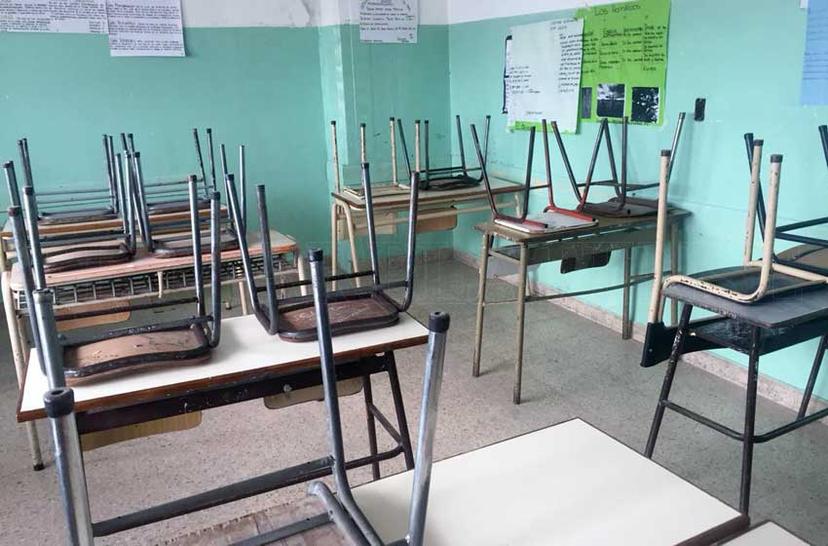 Huachicol impide inicio de clases en cuatro escuelas