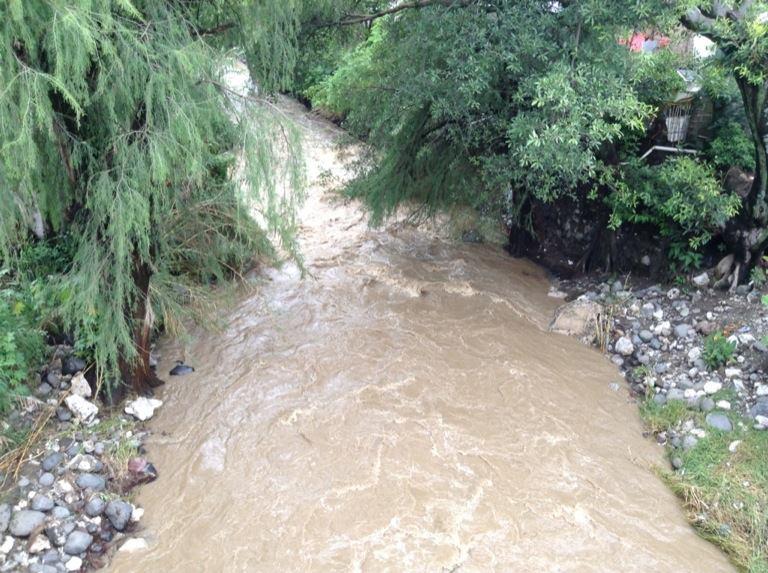 En alerta Izúcar de Matamoros por las lluvias; más de mil 600 personas en riesgo 