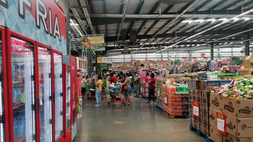 Registran brote de covid en Bodega Aurrera  de Izúcar  